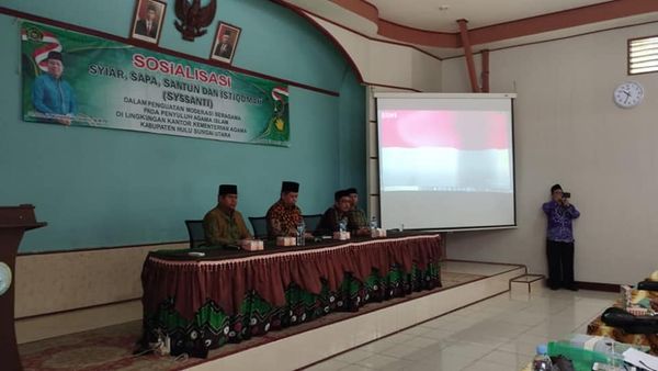 Penguatan Moderasi Beragama oleh Kakanwil Kemenag HSU Di MAN 2 HSU