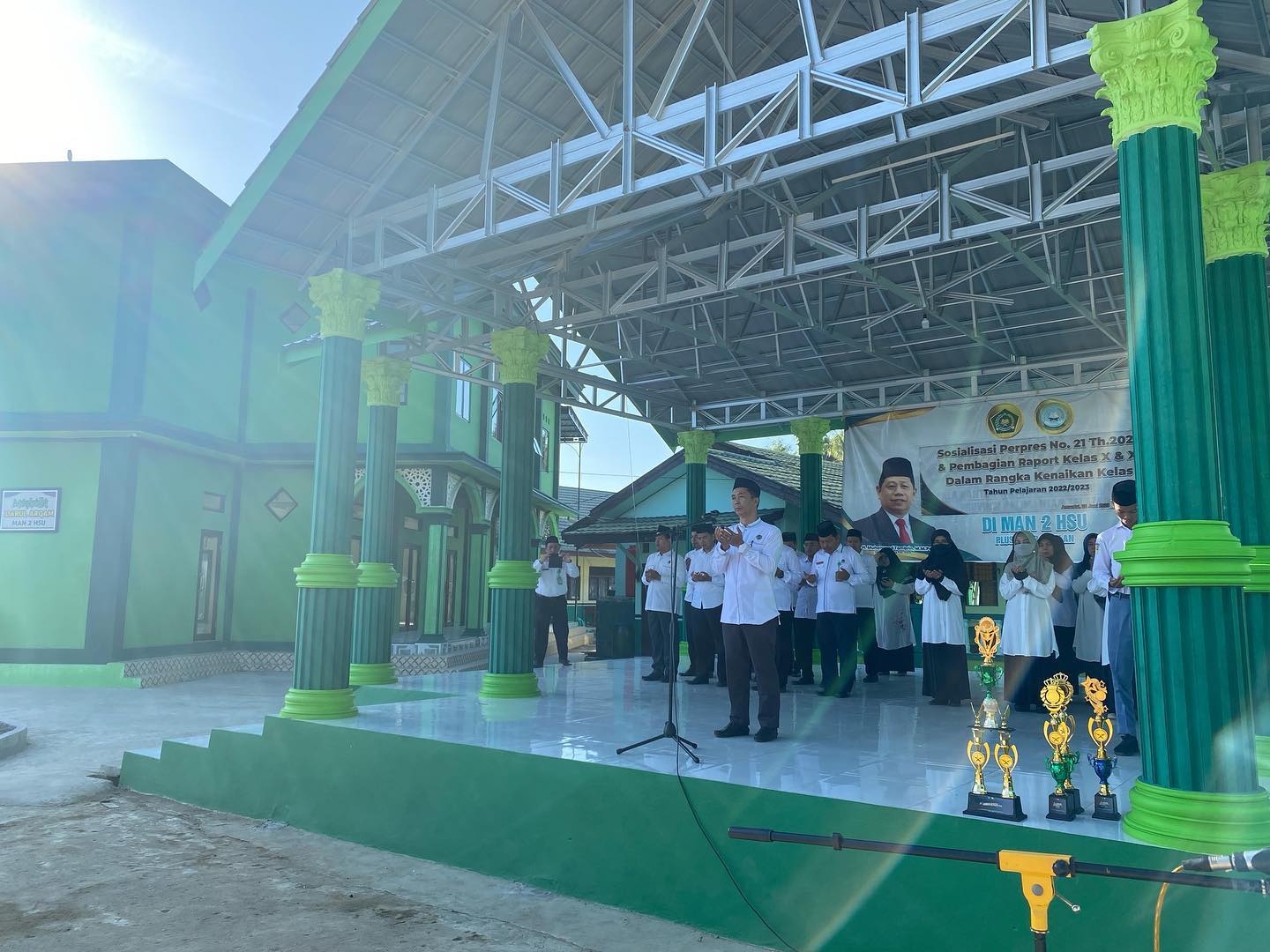 Nasripani, MA (KAUR TU MAN 2 HSU) sampaikan amanat pada upacara bendera, Senin (31 Juli 2023) :