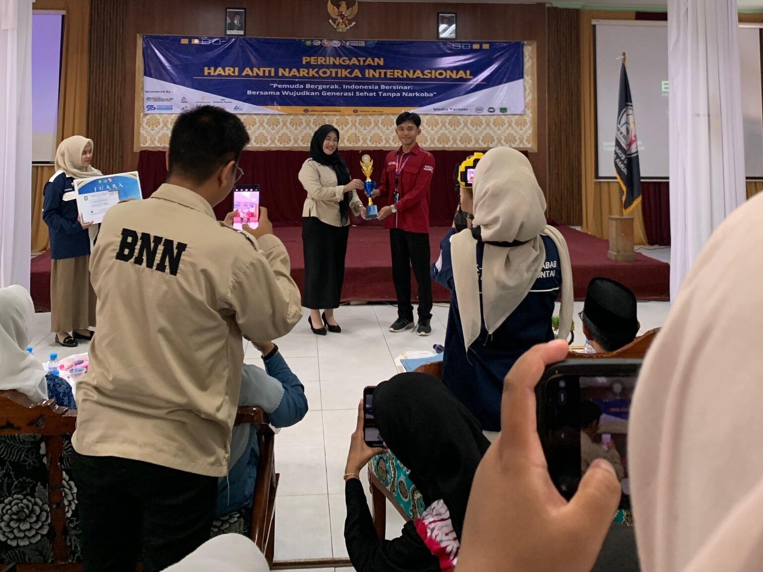 MAN 2 Jurnalistik Raih Juara 1 Video Kreatif Pada Peringatan Hari Anti Narkotika Internasional