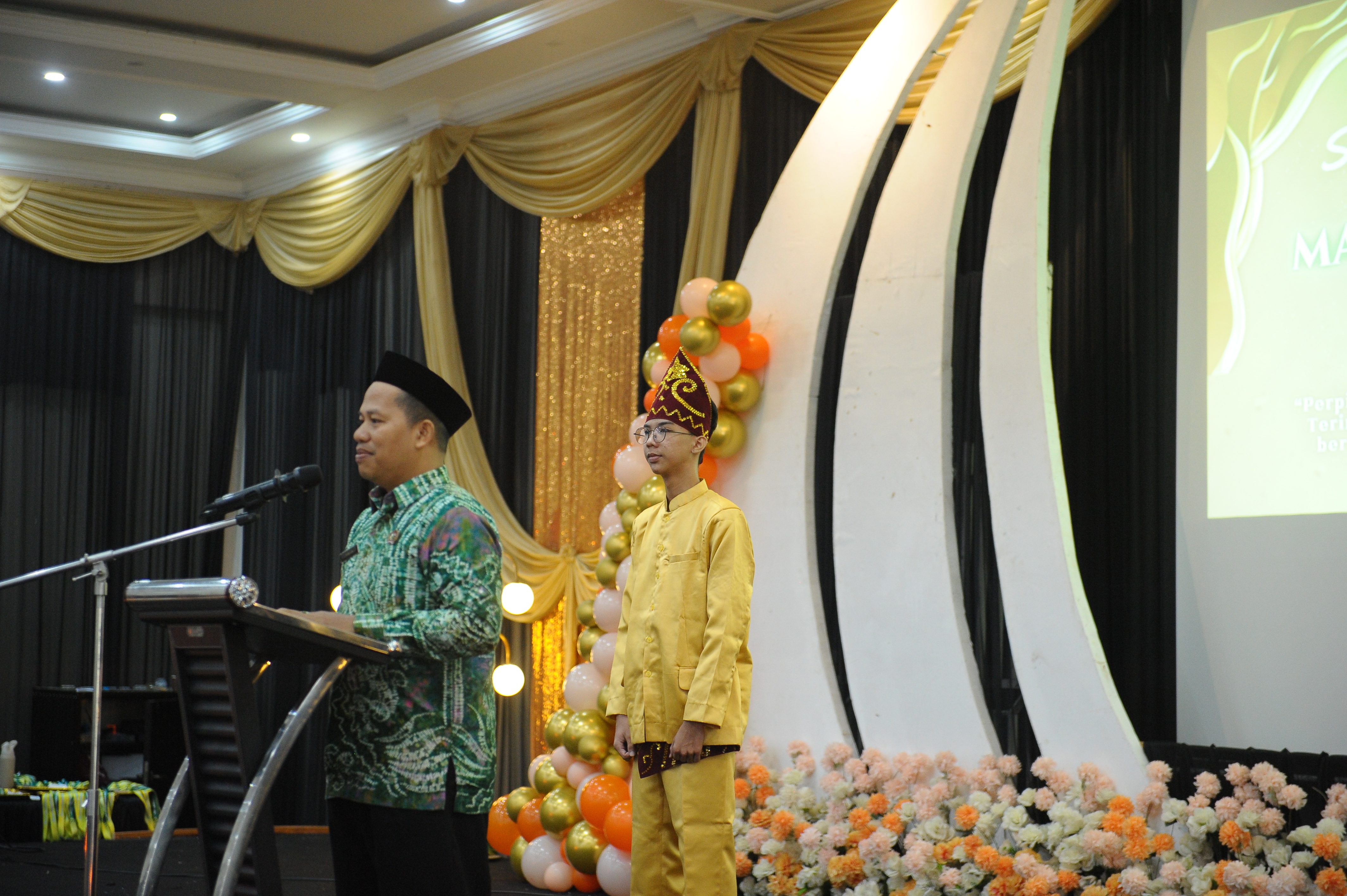 Penuh Haru dan Bahagia, MAN 2 HSU Gelar Pengukuhan dan Perpisahan Kelas XII Tahun 2025-2026