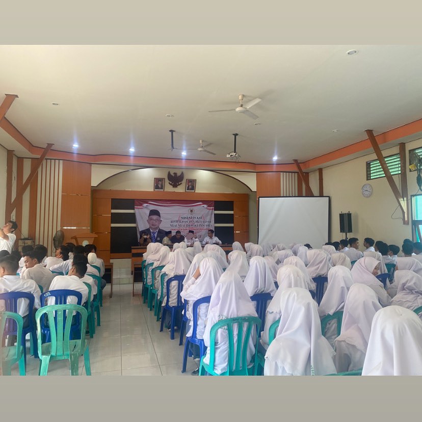 Siswa MAN 2 HSU Dapatkan Sosialisasi Pemahaman Wawasan Kebangsaan Oleh Anggota DPRD Prov. Kalsel