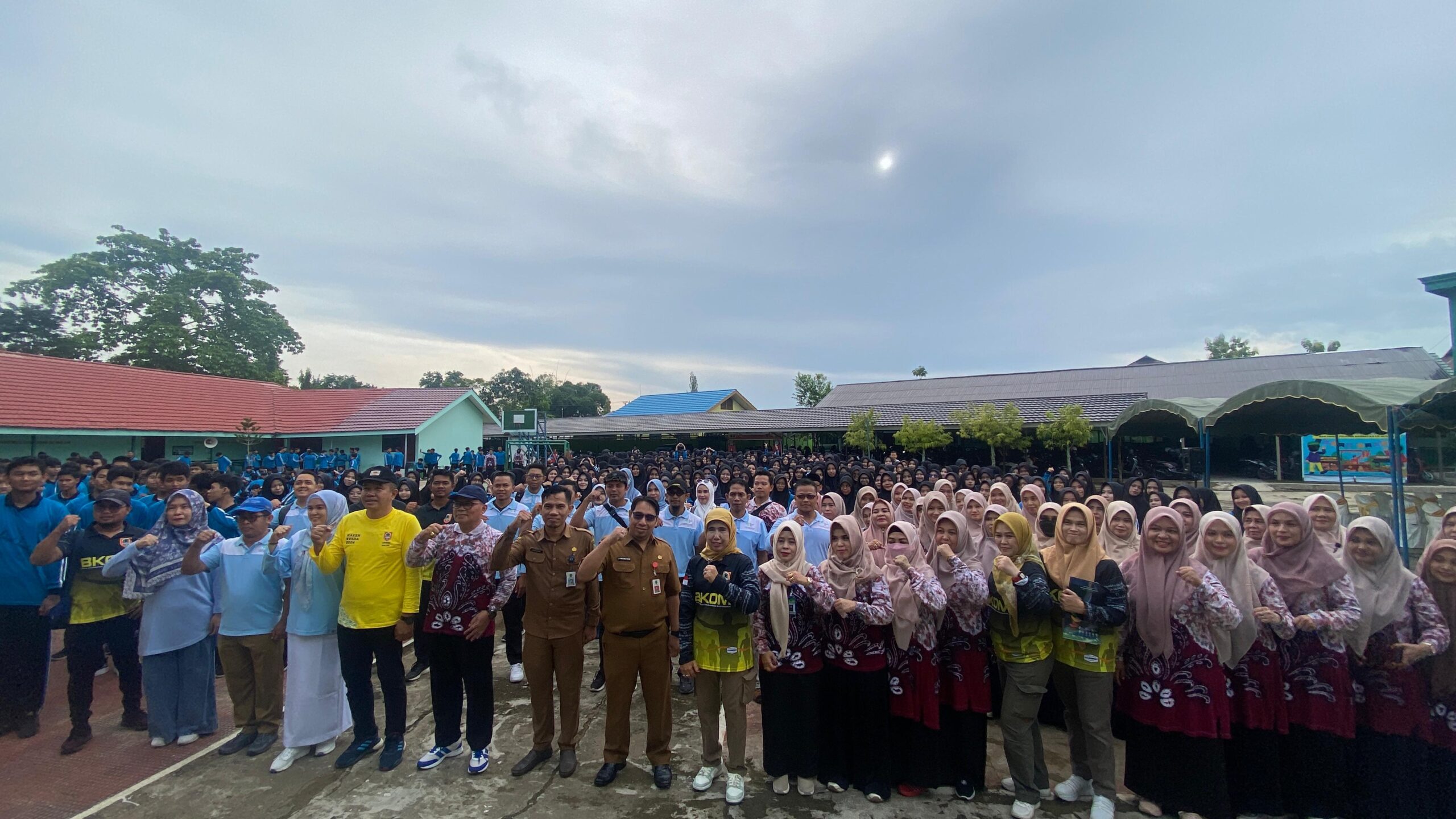 Tes Kesegaran Jasmani Indonesia di MAN 2 HSU Oleh Dinas Kesehatan Provinsi Kalimantan Selatan