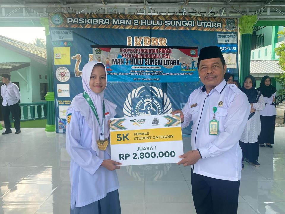 Siswi MAN 2 HSU Berhasil Raih Juara 1 Lari Arutmin Pelajar Se-Kalimantan Selatan