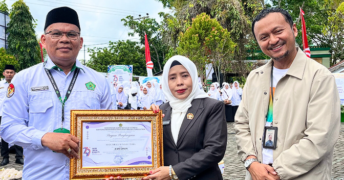 Tunjukkan Prestasi Hebat : MAN 2 HSU Kembali Raih Juara Umum di HAB Ke-79 Kemenag